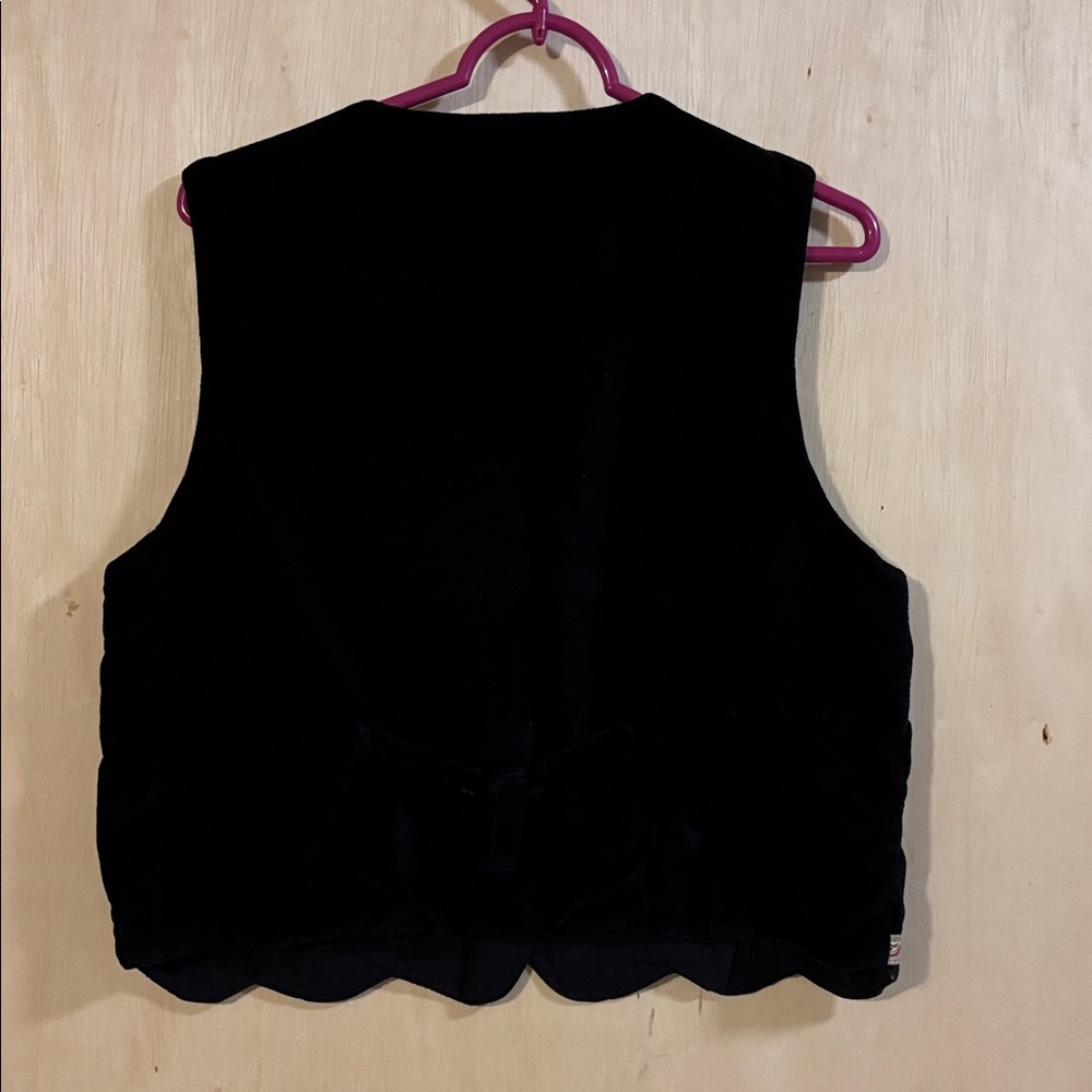 Vintage Van Heusen Black Floral Embroidered Vest. Large - Picture 7 of 7
